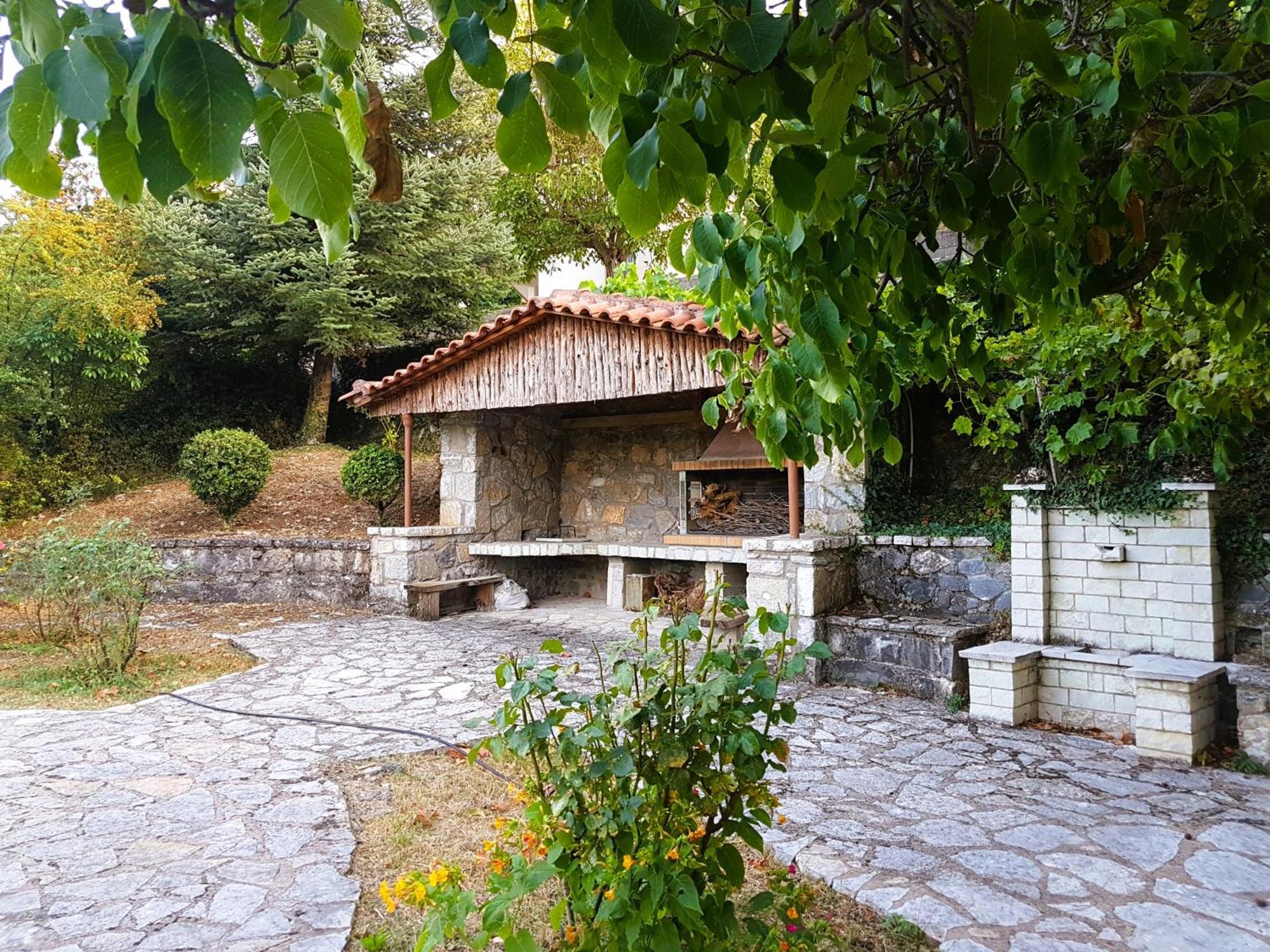 Το Αλώνι Apartment Vlacherna ภายนอก รูปภาพ