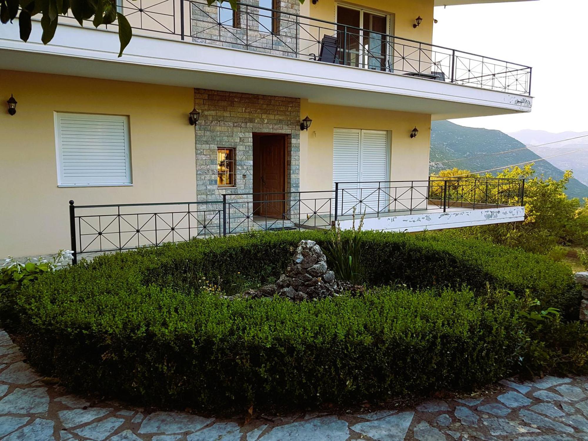 Το Αλώνι Apartment Vlacherna ภายนอก รูปภาพ
